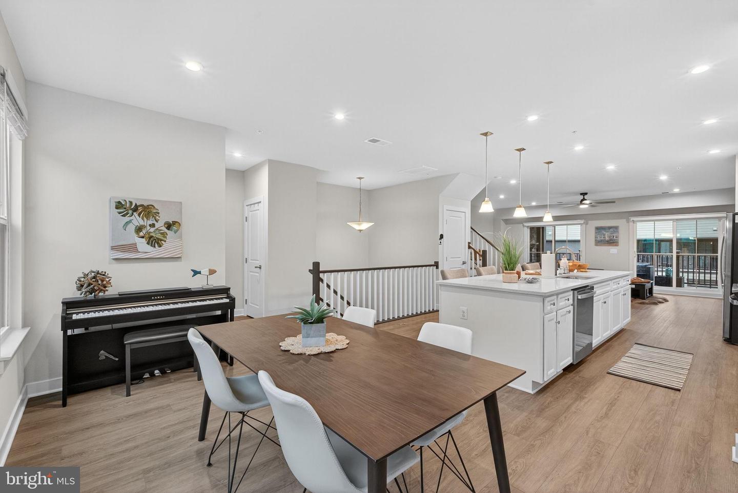 17454 SOUTHERN SHORES DR, DUMFRIES, Virginia 22026, 3 Bedrooms Bedrooms, ,2 BathroomsBathrooms,Residential,For sale,17454 SOUTHERN SHORES DR,VAPW2107052 MLS # VAPW2107052