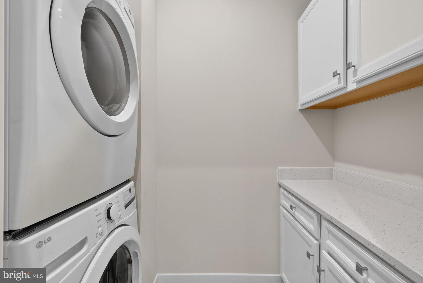 17454 SOUTHERN SHORES DR, DUMFRIES, Virginia 22026, 3 Bedrooms Bedrooms, ,2 BathroomsBathrooms,Residential,For sale,17454 SOUTHERN SHORES DR,VAPW2107052 MLS # VAPW2107052