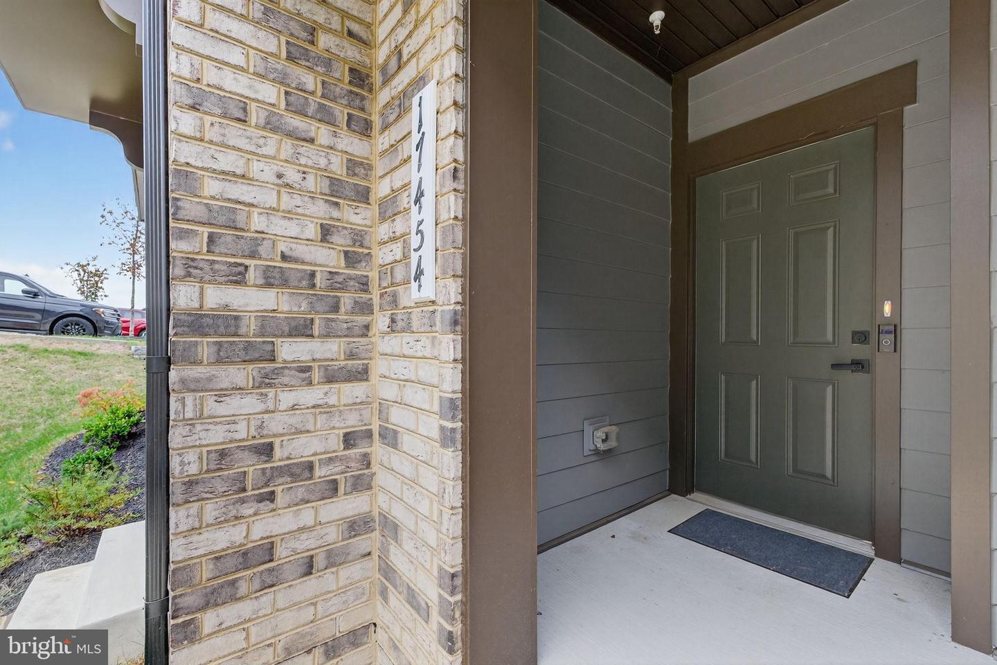 17454 SOUTHERN SHORES DR, DUMFRIES, Virginia 22026, 3 Bedrooms Bedrooms, ,2 BathroomsBathrooms,Residential,For sale,17454 SOUTHERN SHORES DR,VAPW2107052 MLS # VAPW2107052