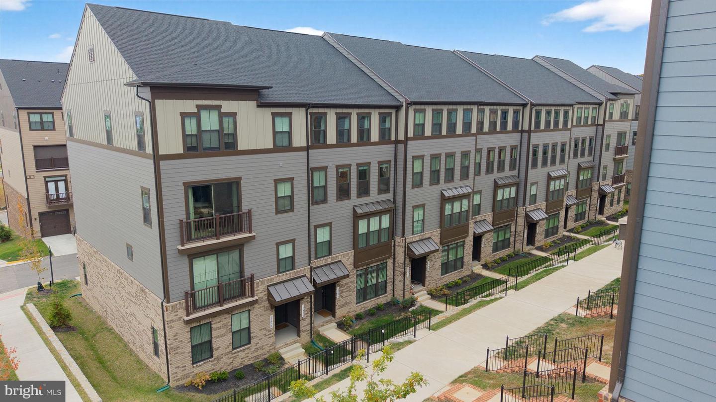 17454 SOUTHERN SHORES DR, DUMFRIES, Virginia 22026, 3 Bedrooms Bedrooms, ,2 BathroomsBathrooms,Residential,For sale,17454 SOUTHERN SHORES DR,VAPW2107052 MLS # VAPW2107052