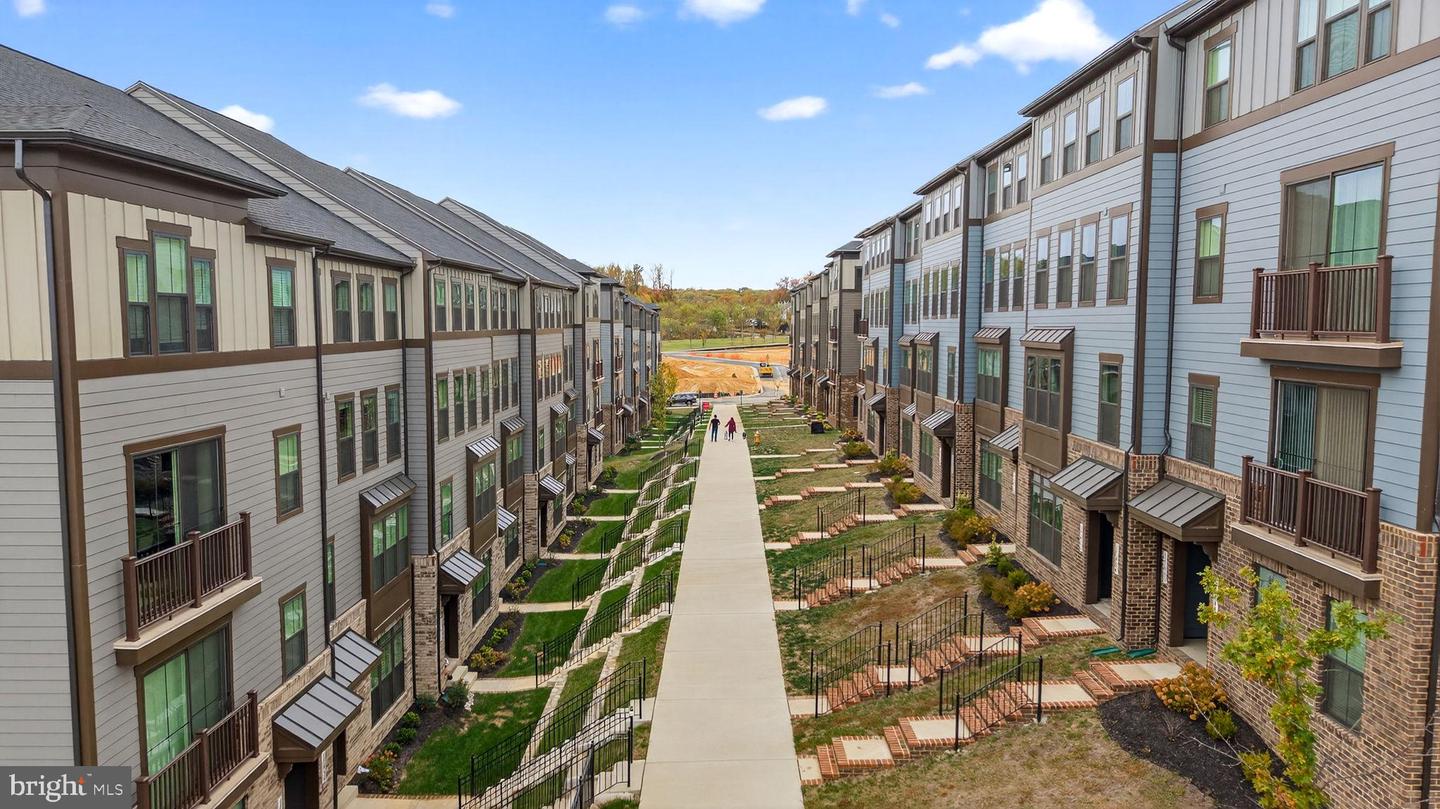 17454 SOUTHERN SHORES DR, DUMFRIES, Virginia 22026, 3 Bedrooms Bedrooms, ,2 BathroomsBathrooms,Residential,For sale,17454 SOUTHERN SHORES DR,VAPW2107052 MLS # VAPW2107052