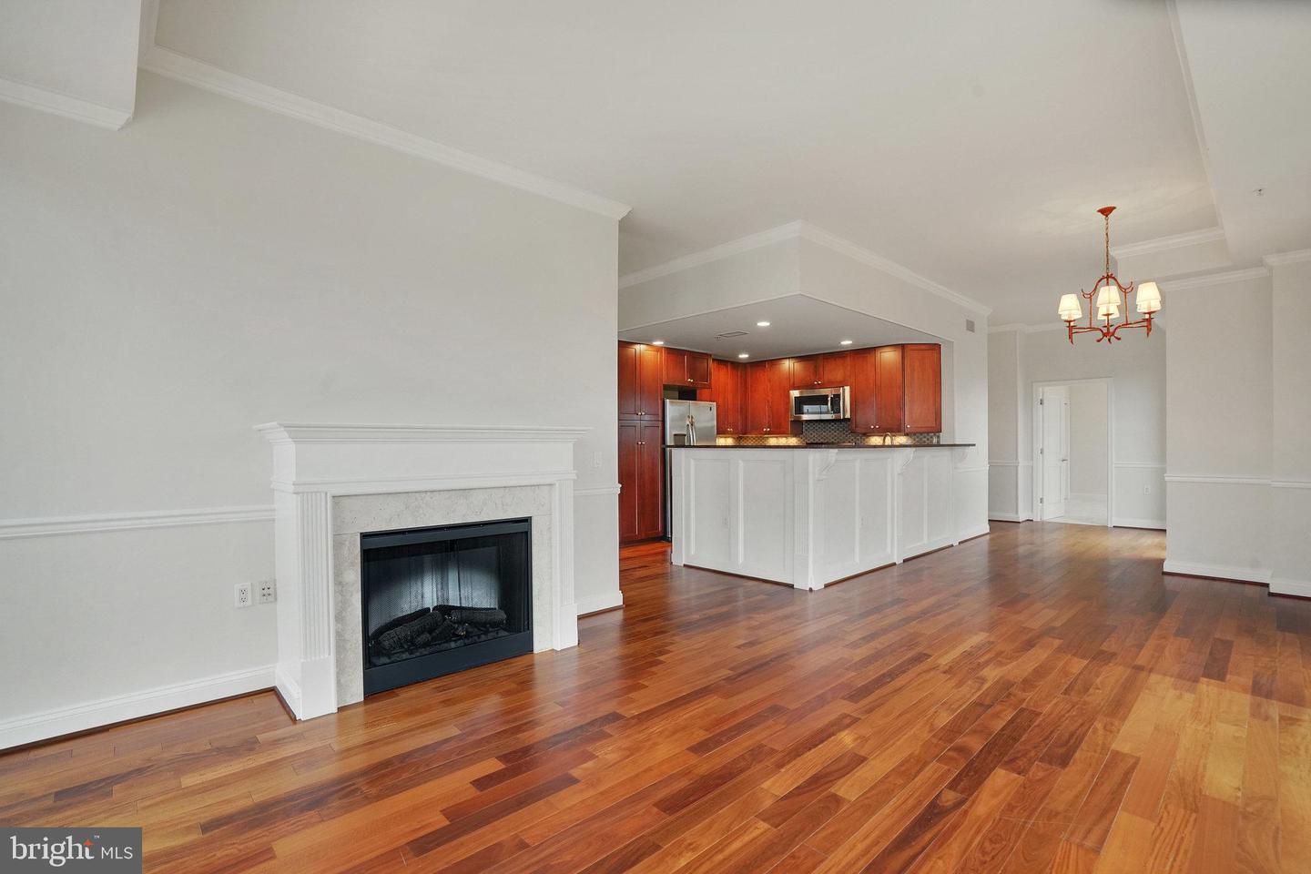 513 W BROAD ST #702, FALLS CHURCH, Virginia 22046, 2 Bedrooms Bedrooms, ,2 BathroomsBathrooms,Residential,For sale,513 W BROAD ST #702,VAFA2003408 MLS # VAFA2003408