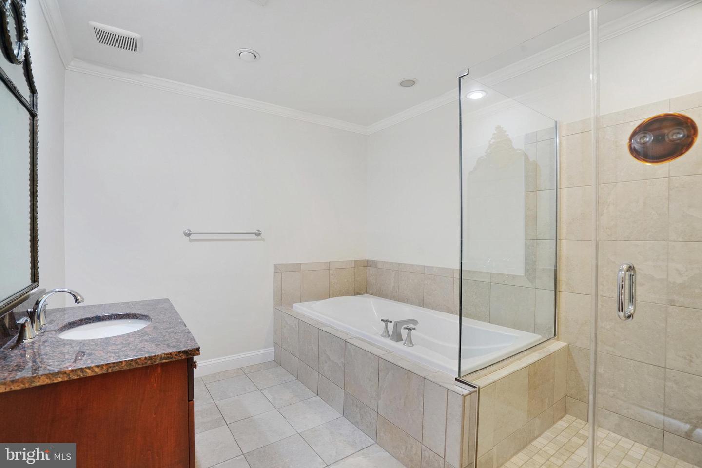 513 W BROAD ST #702, FALLS CHURCH, Virginia 22046, 2 Bedrooms Bedrooms, ,2 BathroomsBathrooms,Residential,For sale,513 W BROAD ST #702,VAFA2003408 MLS # VAFA2003408