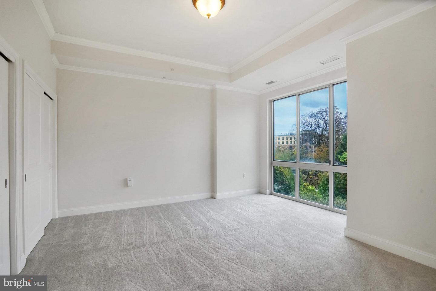 513 W BROAD ST #702, FALLS CHURCH, Virginia 22046, 2 Bedrooms Bedrooms, ,2 BathroomsBathrooms,Residential,For sale,513 W BROAD ST #702,VAFA2003408 MLS # VAFA2003408