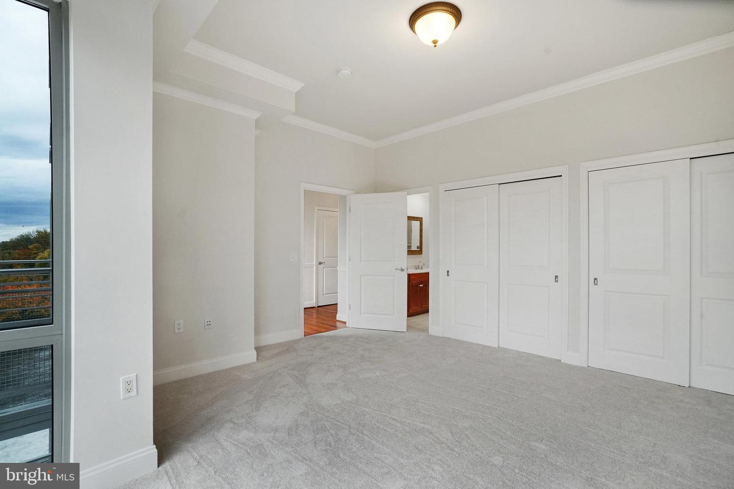 513 W BROAD ST #702, FALLS CHURCH, Virginia 22046, 2 Bedrooms Bedrooms, ,2 BathroomsBathrooms,Residential,For sale,513 W BROAD ST #702,VAFA2003408 MLS # VAFA2003408