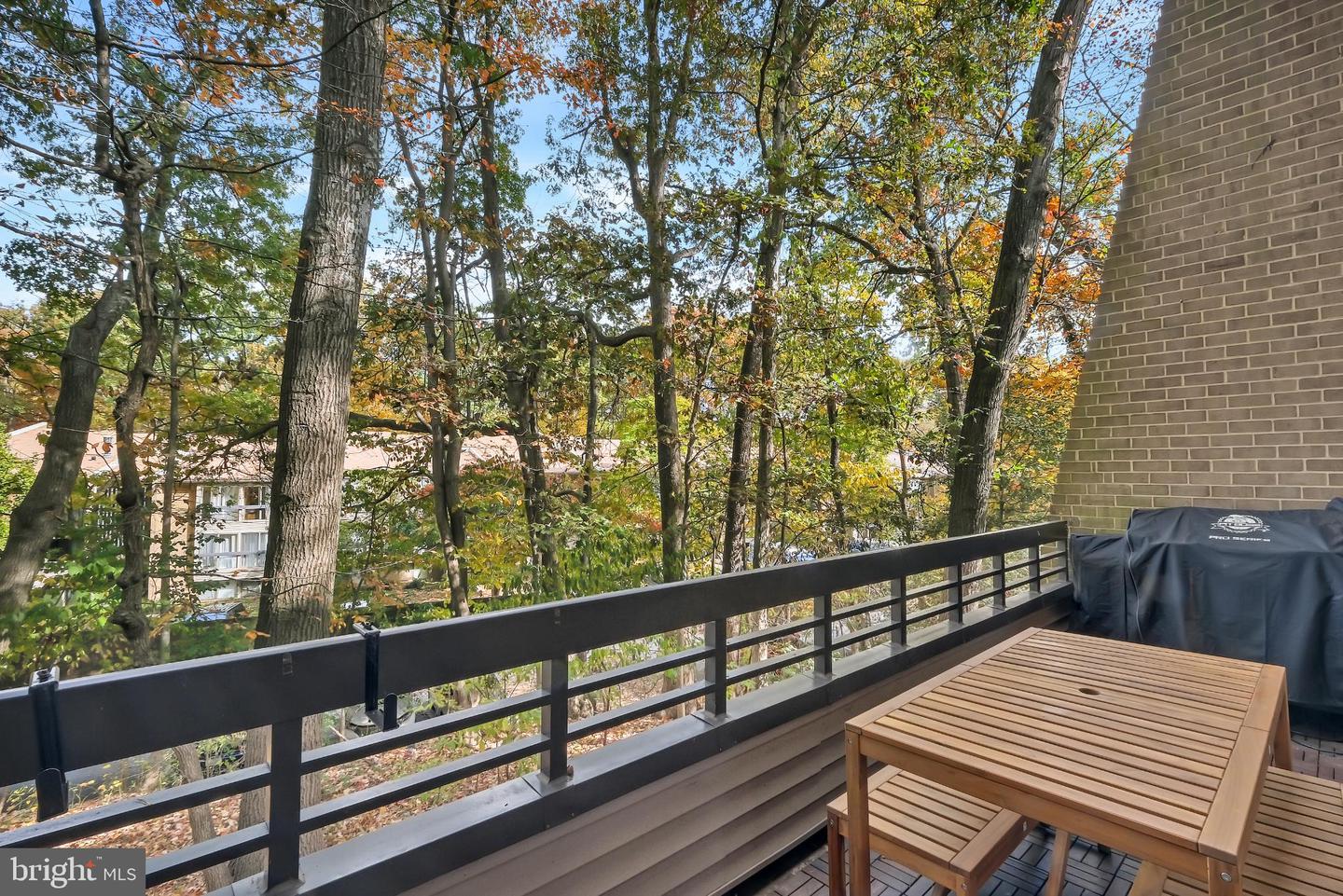 11604 IVYSTONE CT #06, RESTON, Virginia 20191, 3 Bedrooms Bedrooms, 9 Rooms Rooms,4 BathroomsBathrooms,Residential,For sale,11604 IVYSTONE CT #06,VAFX2277130 MLS # VAFX2277130