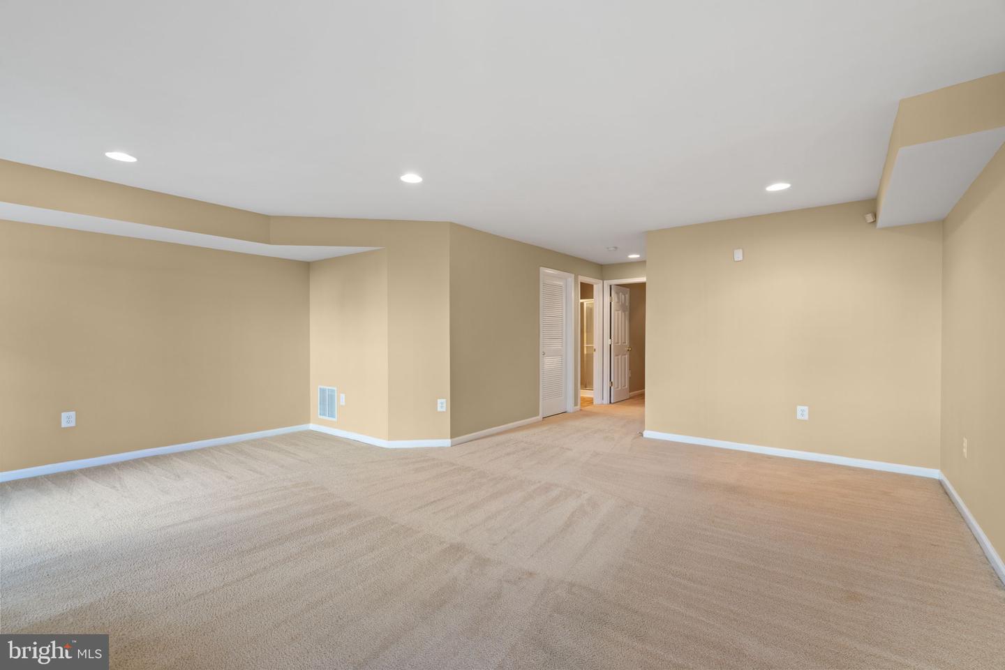 111 DOUGLAS DR, STAFFORD, Virginia 22554, 4 Bedrooms Bedrooms, ,3 BathroomsBathrooms,Residential,For sale,111 DOUGLAS DR,VAST2043944 MLS # VAST2043944