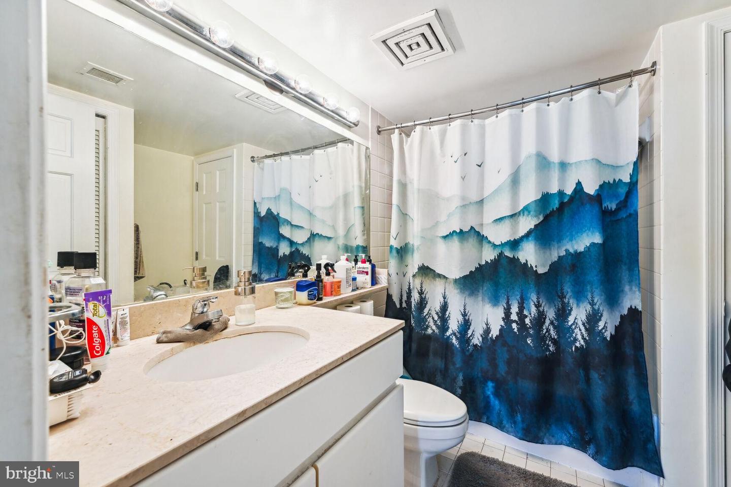 701 PENNSYLVANIA AVE NW #PH4, WASHINGTON, District Of Columbia 20004, 1 Bedroom Bedrooms, ,1 BathroomBathrooms,Residential,For sale,701 PENNSYLVANIA AVE NW #PH4,DCDC2229874 MLS # DCDC2229874