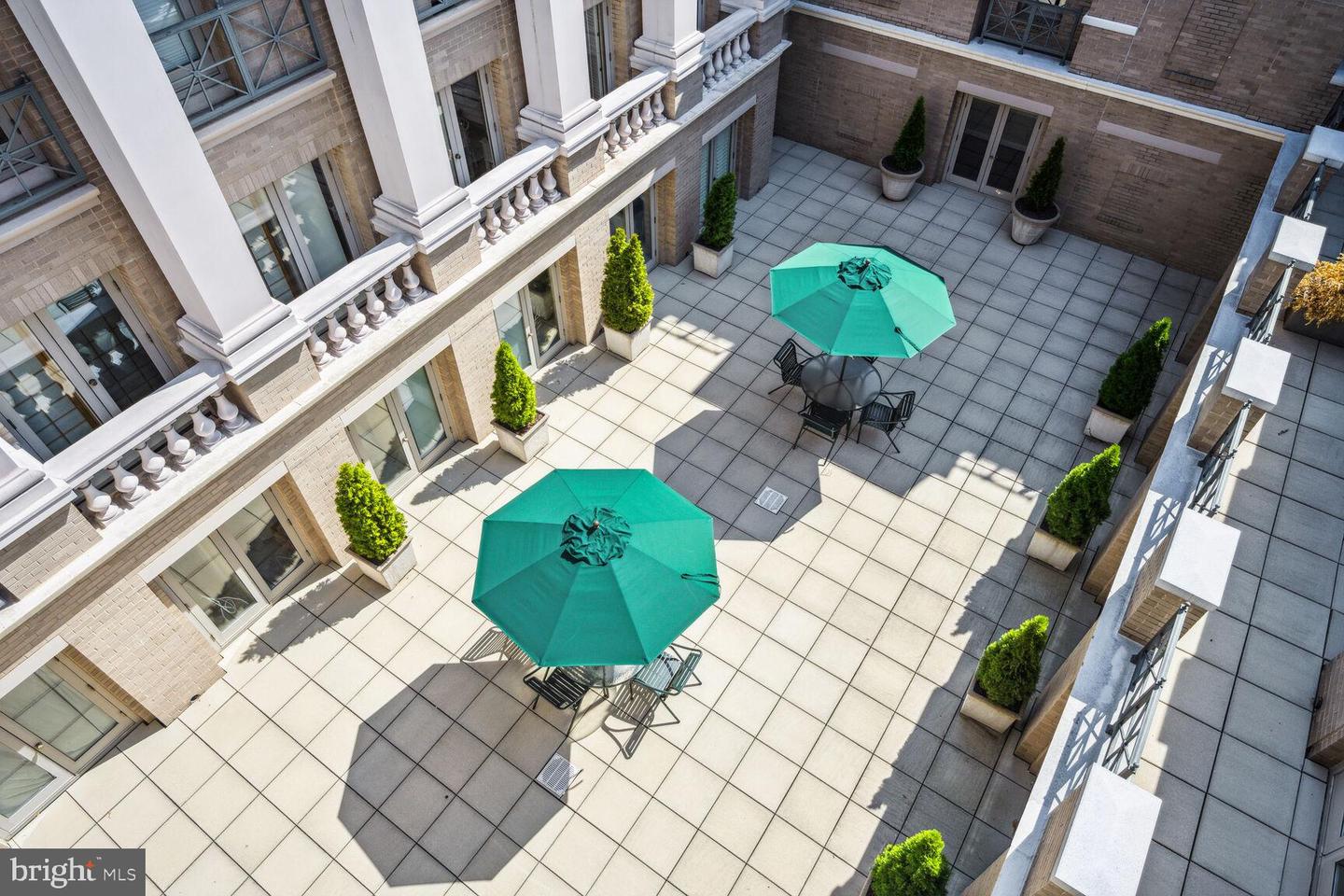 701 PENNSYLVANIA AVE NW #PH4, WASHINGTON, District Of Columbia 20004, 1 Bedroom Bedrooms, ,1 BathroomBathrooms,Residential,For sale,701 PENNSYLVANIA AVE NW #PH4,DCDC2229874 MLS # DCDC2229874