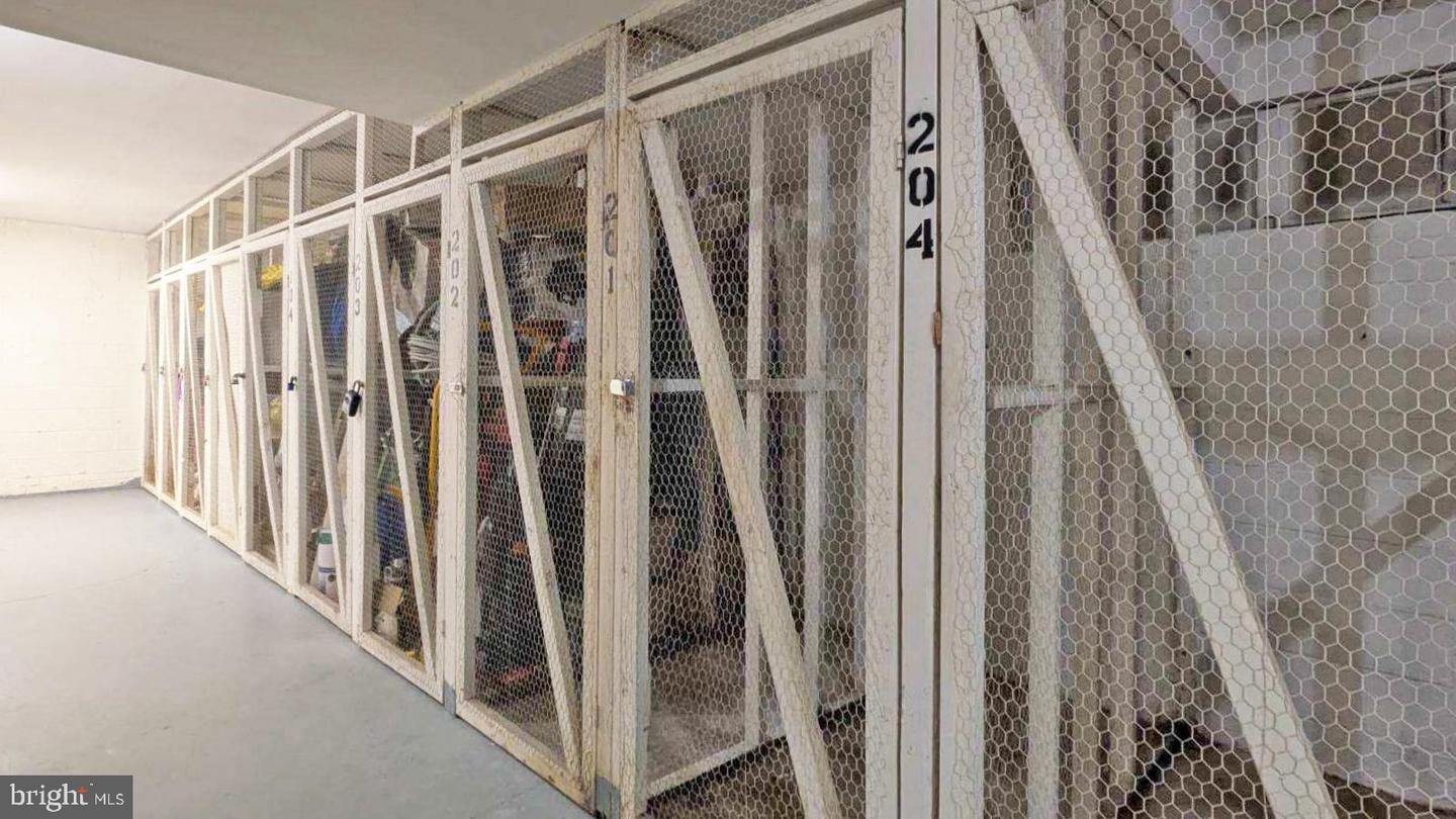 7602 SAVANNAH ST #204, FALLS CHURCH, Virginia 22043, 1 Bedroom Bedrooms, ,1 BathroomBathrooms,Residential,For sale,7602 SAVANNAH ST #204,VAFX2277184 MLS # VAFX2277184 7602 SAVANNAH ST #204, FALLS CHURCH, Virginia 22043, 1 Bedroom Bedrooms, ,1 BathroomBathrooms,Residential,For sale,7602 SAVANNAH ST #204,VAFX2277184 MLS # VAFX2277184