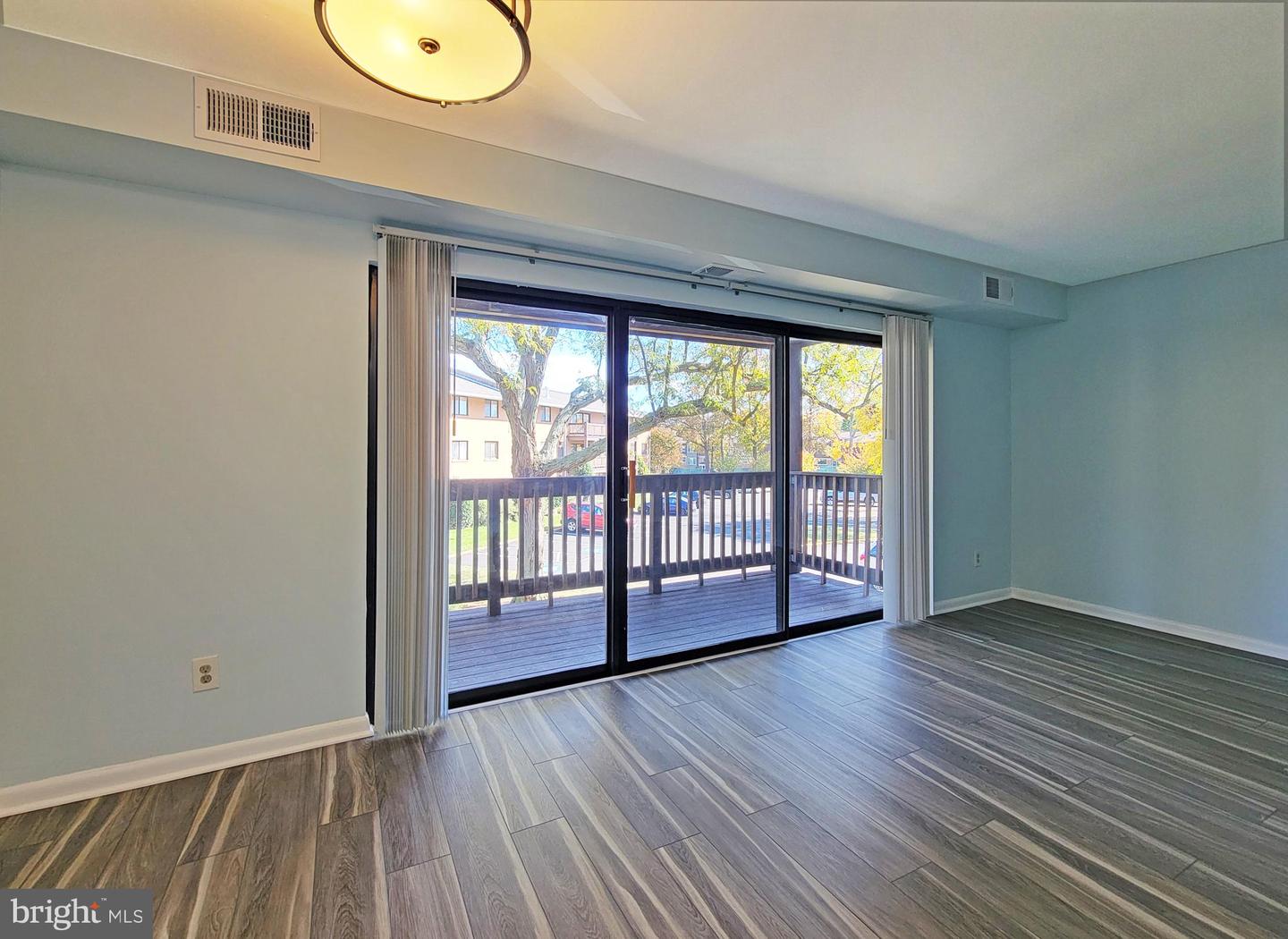 7602 SAVANNAH ST #204, FALLS CHURCH, Virginia 22043, 1 Bedroom Bedrooms, ,1 BathroomBathrooms,Residential,For sale,7602 SAVANNAH ST #204,VAFX2277184 MLS # VAFX2277184 7602 SAVANNAH ST #204, FALLS CHURCH, Virginia 22043, 1 Bedroom Bedrooms, ,1 BathroomBathrooms,Residential,For sale,7602 SAVANNAH ST #204,VAFX2277184 MLS # VAFX2277184