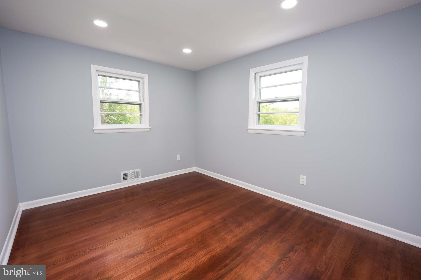 6415 THIRD ST, ALEXANDRIA, Virginia 22312, 5 Bedrooms Bedrooms, ,2 BathroomsBathrooms,Residential,For sale,6415 THIRD ST,VAFX2277192 MLS # VAFX2277192
