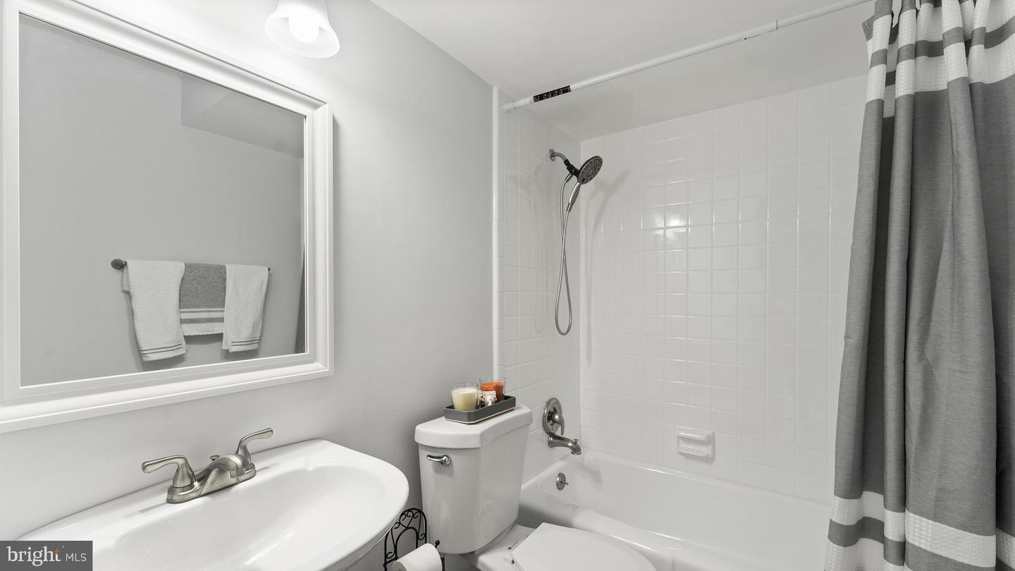 6415 THIRD ST, ALEXANDRIA, Virginia 22312, 5 Bedrooms Bedrooms, ,2 BathroomsBathrooms,Residential,For sale,6415 THIRD ST,VAFX2277192 MLS # VAFX2277192