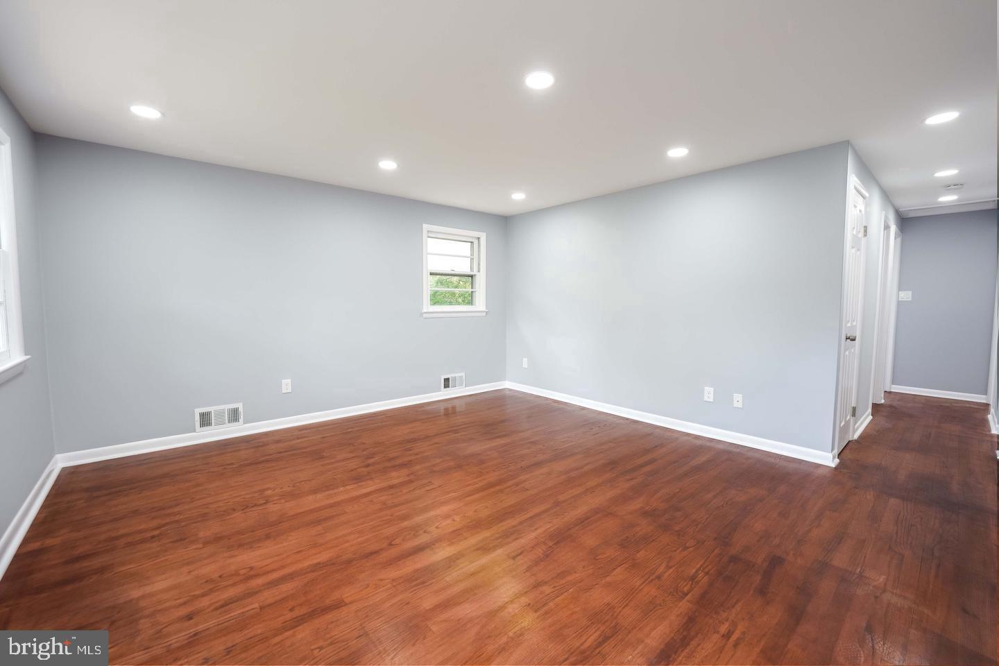 6415 THIRD ST, ALEXANDRIA, Virginia 22312, 5 Bedrooms Bedrooms, ,2 BathroomsBathrooms,Residential,For sale,6415 THIRD ST,VAFX2277192 MLS # VAFX2277192