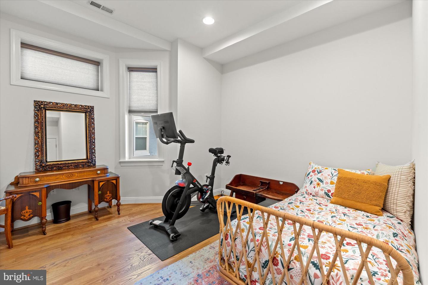 907 WEBSTER ST NW #2, WASHINGTON, District Of Columbia 20011, 2 Bedrooms Bedrooms, ,2 BathroomsBathrooms,Residential,For sale,907 WEBSTER ST NW #2,DCDC2229924 MLS # DCDC2229924