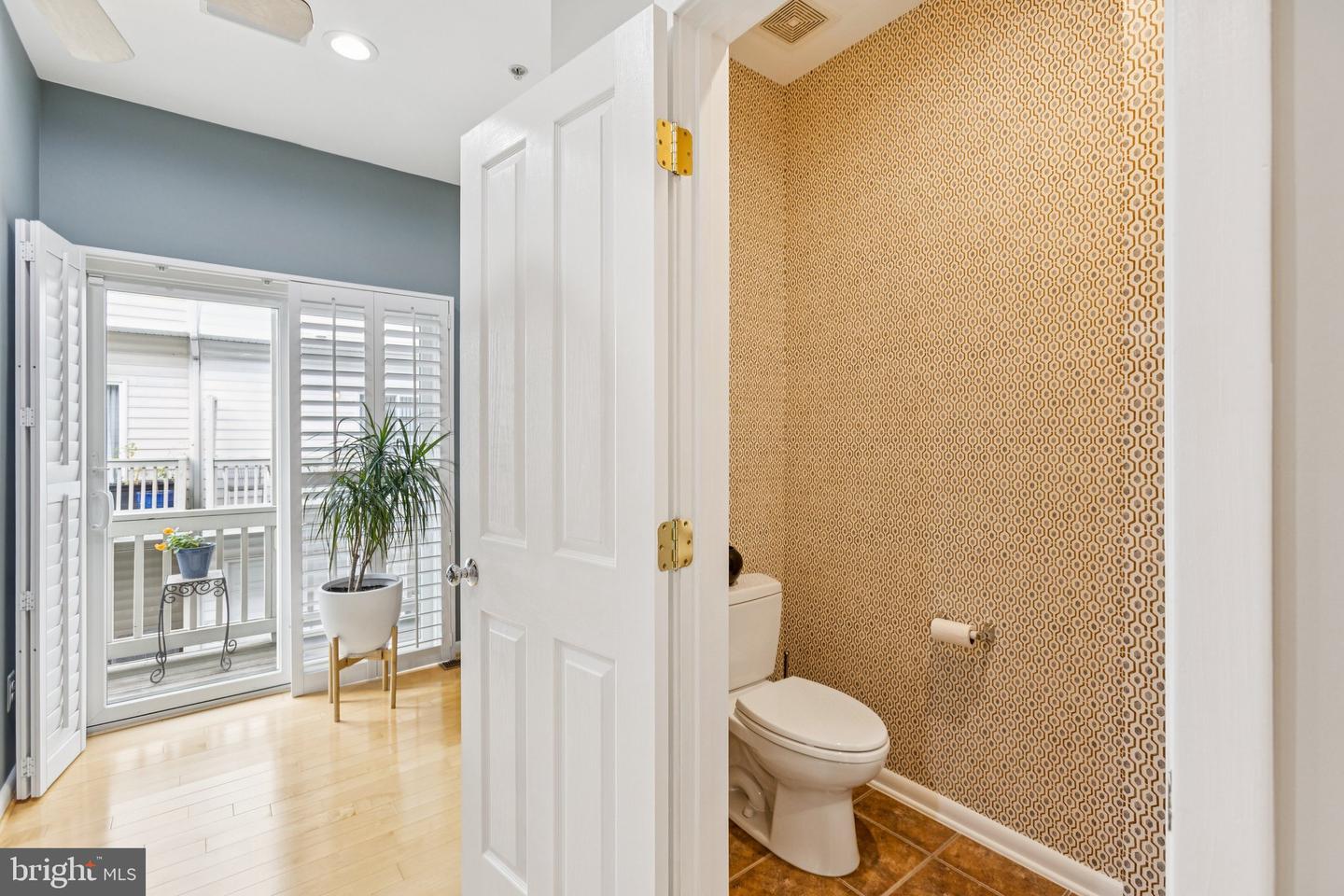 2114 12TH ST NW, WASHINGTON, District Of Columbia 20009, 3 Bedrooms Bedrooms, ,2 BathroomsBathrooms,Residential,For sale,2114 12TH ST NW,DCDC2229626 MLS # DCDC2229626