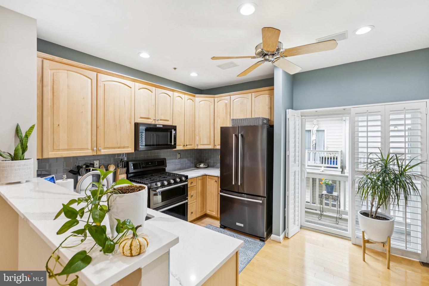 2114 12TH ST NW, WASHINGTON, District Of Columbia 20009, 3 Bedrooms Bedrooms, ,2 BathroomsBathrooms,Residential,For sale,2114 12TH ST NW,DCDC2229626 MLS # DCDC2229626