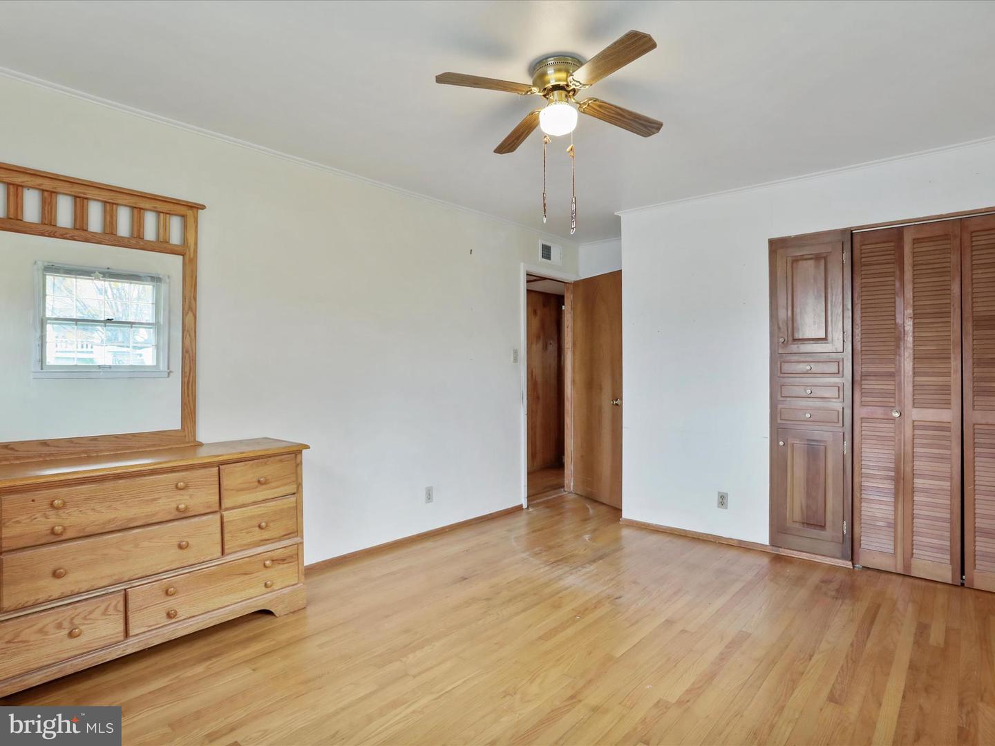 161 S FORT ST, STRASBURG, Virginia 22657, 3 Bedrooms Bedrooms, ,1 BathroomBathrooms,Residential,For sale,161 S FORT ST,VASH2012904 MLS # VASH2012904