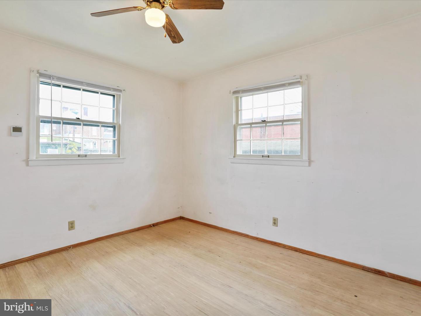 161 S FORT ST, STRASBURG, Virginia 22657, 3 Bedrooms Bedrooms, ,1 BathroomBathrooms,Residential,For sale,161 S FORT ST,VASH2012904 MLS # VASH2012904