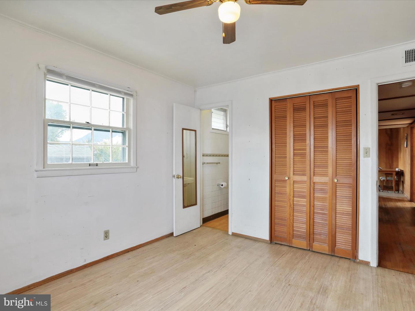 161 S FORT ST, STRASBURG, Virginia 22657, 3 Bedrooms Bedrooms, ,1 BathroomBathrooms,Residential,For sale,161 S FORT ST,VASH2012904 MLS # VASH2012904