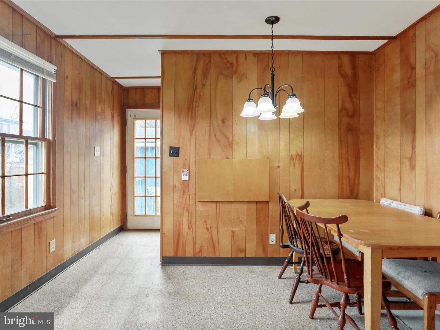 161 S FORT ST, STRASBURG, Virginia 22657, 3 Bedrooms Bedrooms, ,1 BathroomBathrooms,Residential,For sale,161 S FORT ST,VASH2012904 MLS # VASH2012904