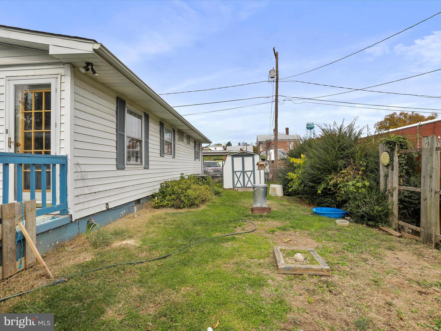 161 S FORT ST, STRASBURG, Virginia 22657, 3 Bedrooms Bedrooms, ,1 BathroomBathrooms,Residential,For sale,161 S FORT ST,VASH2012904 MLS # VASH2012904