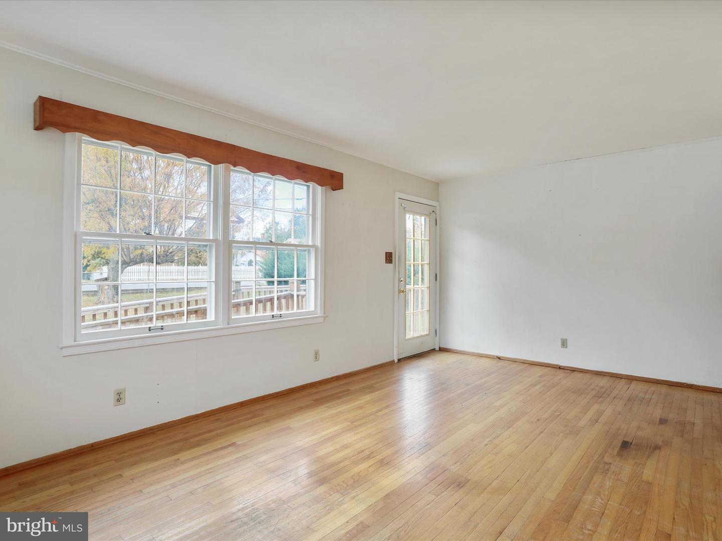 161 S FORT ST, STRASBURG, Virginia 22657, 3 Bedrooms Bedrooms, ,1 BathroomBathrooms,Residential,For sale,161 S FORT ST,VASH2012904 MLS # VASH2012904