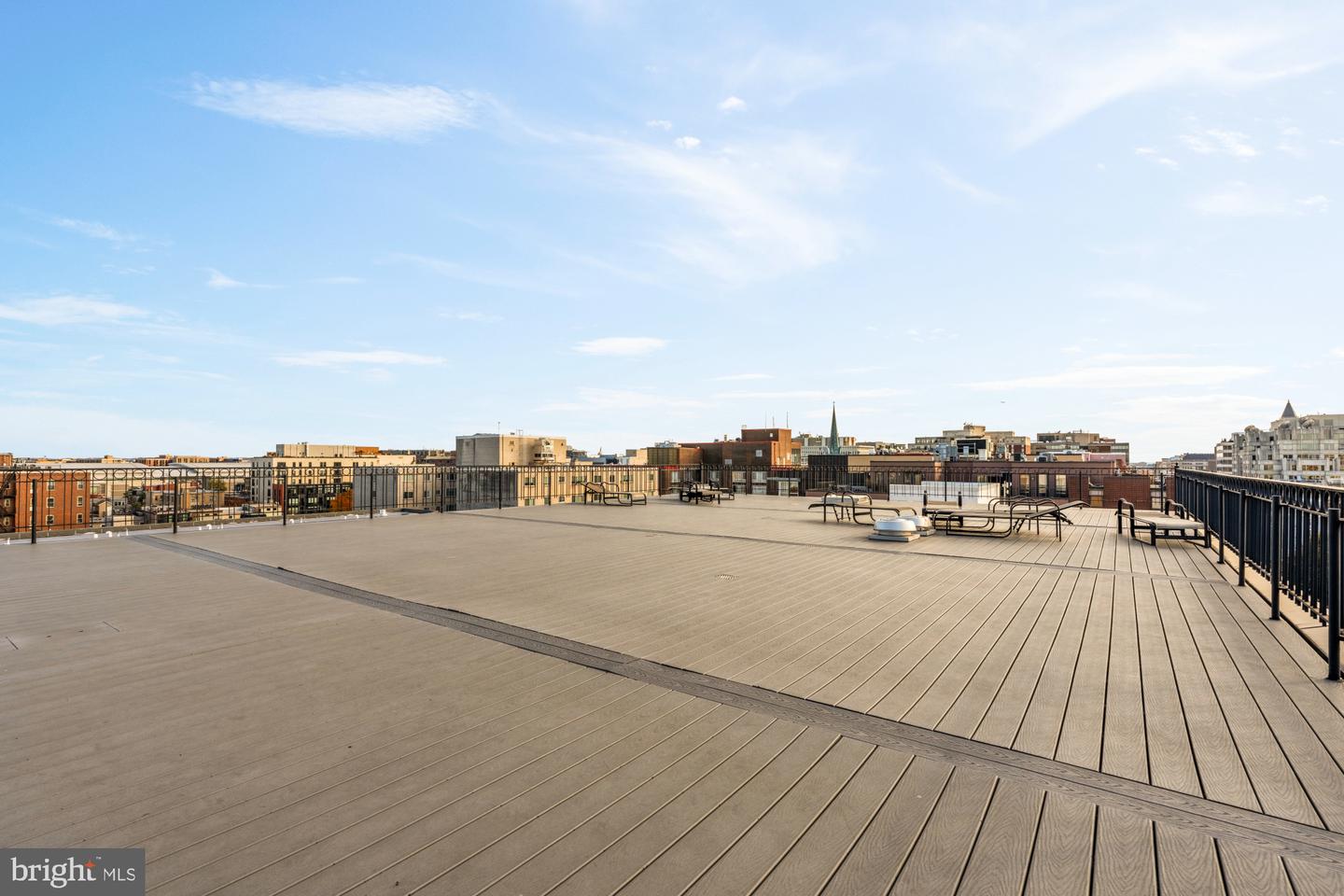 1245 13TH ST NW #907, WASHINGTON, District Of Columbia 20005, 1 Bedroom Bedrooms, ,1 BathroomBathrooms,Residential,For sale,1245 13TH ST NW #907,DCDC2229664 MLS # DCDC2229664