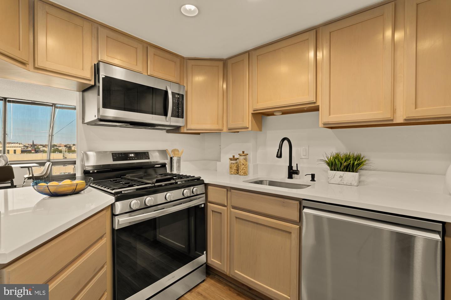 1245 13TH ST NW #907, WASHINGTON, District Of Columbia 20005, 1 Bedroom Bedrooms, ,1 BathroomBathrooms,Residential,For sale,1245 13TH ST NW #907,DCDC2229664 MLS # DCDC2229664