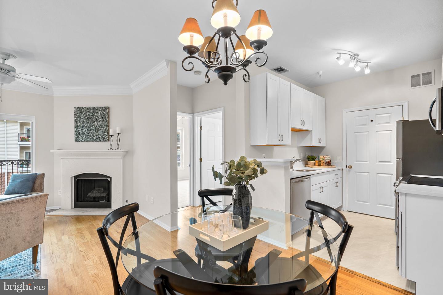 1570 SPRING GATE DR #7303, MCLEAN, Virginia 22102, 2 Bedrooms Bedrooms, ,2 BathroomsBathrooms,Residential,For sale,1570 SPRING GATE DR #7303,VAFX2277006 MLS # VAFX2277006 1570 SPRING GATE DR #7303, MCLEAN, Virginia 22102, 2 Bedrooms Bedrooms, ,2 BathroomsBathrooms,Residential,For sale,1570 SPRING GATE DR #7303,VAFX2277006 MLS # VAFX2277006