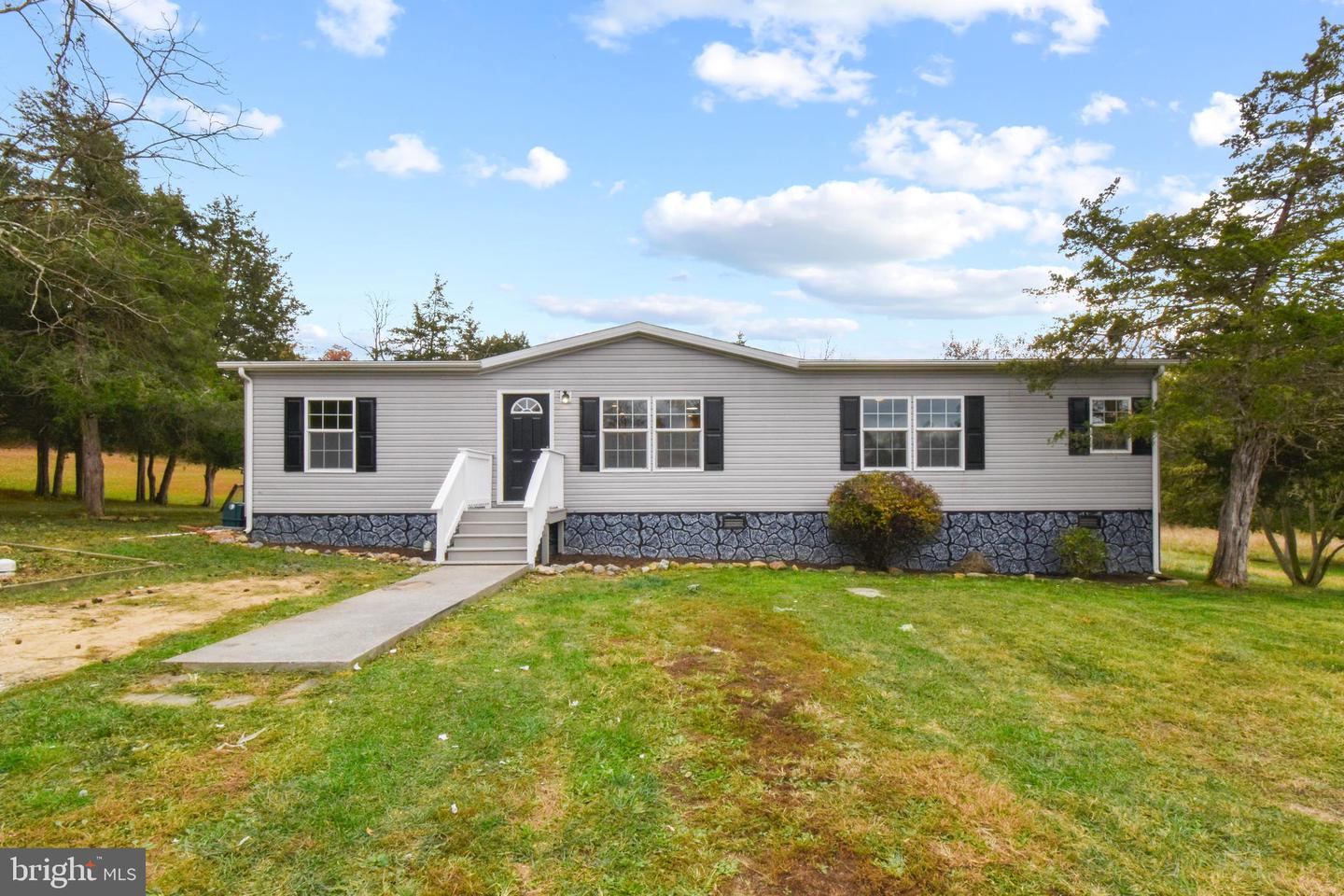 3164 JAMES BRANCH RD, ROCKINGHAM, Virginia 22802, 3 Bedrooms Bedrooms, ,2 BathroomsBathrooms,Residential,For sale,3164 JAMES BRANCH RD,VARO2002678 MLS # VARO2002678 3164 JAMES BRANCH RD, ROCKINGHAM, Virginia 22802, 3 Bedrooms Bedrooms, ,2 BathroomsBathrooms,Residential,For sale,3164 JAMES BRANCH RD,VARO2002678 MLS # VARO2002678