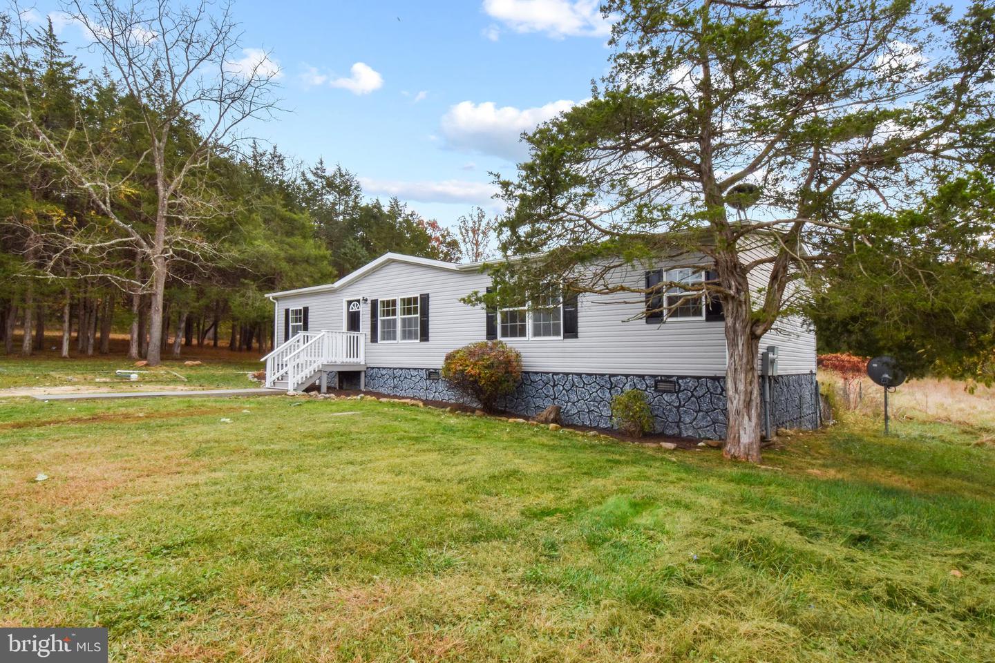 3164 JAMES BRANCH RD, ROCKINGHAM, Virginia 22802, 3 Bedrooms Bedrooms, ,2 BathroomsBathrooms,Residential,For sale,3164 JAMES BRANCH RD,VARO2002678 MLS # VARO2002678