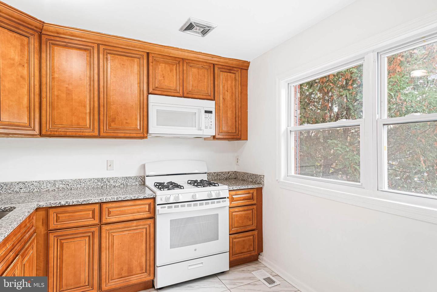 15036 CHERRYDALE DR, WOODBRIDGE, Virginia 22193, 3 Bedrooms Bedrooms, ,2 BathroomsBathrooms,Residential,For sale,15036 CHERRYDALE DR,VAPW2107018 MLS # VAPW2107018 15036 CHERRYDALE DR, WOODBRIDGE, Virginia 22193, 3 Bedrooms Bedrooms, ,2 BathroomsBathrooms,Residential,For sale,15036 CHERRYDALE DR,VAPW2107018 MLS # VAPW2107018