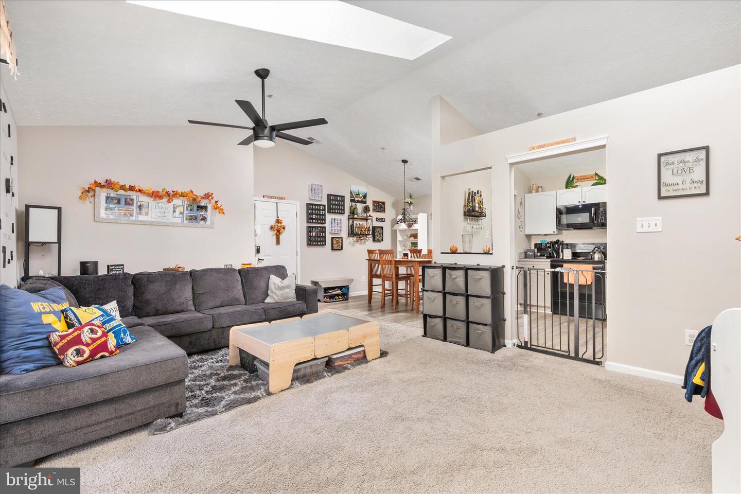 157 BROOKLAND TERRACE #11, WINCHESTER, Virginia 22602, 2 Bedrooms Bedrooms, ,2 BathroomsBathrooms,Residential,For sale,157 BROOKLAND TERRACE #11,VAFV2037772 MLS # VAFV2037772