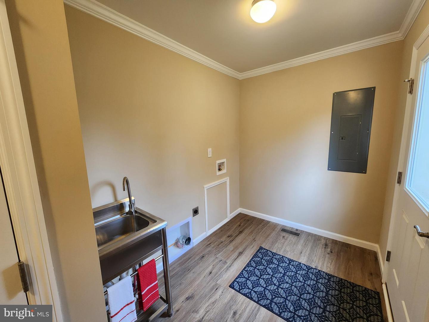 171 N MADISON ST, ORANGE, Virginia 22960, 3 Bedrooms Bedrooms, ,2 BathroomsBathrooms,Residential,For sale,171 N MADISON ST,VAOR2012712 MLS # VAOR2012712