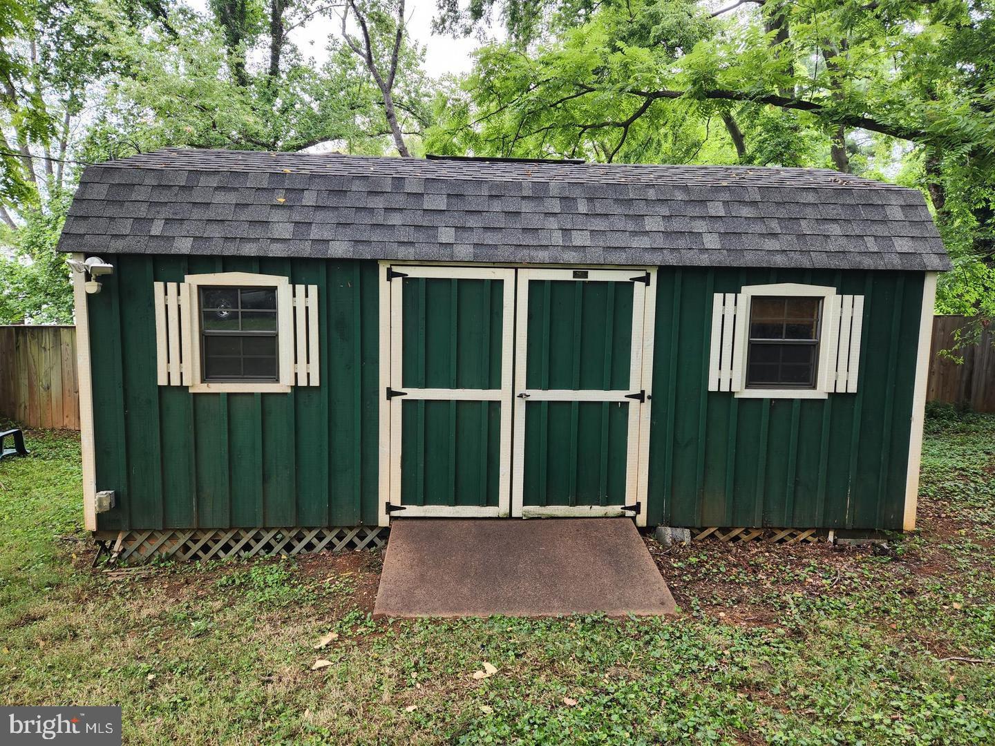 175 N MADISON ST, ORANGE, Virginia 22960, 2 Bedrooms Bedrooms, ,3 BathroomsBathrooms,Residential,For sale,175 N MADISON ST,VAOR2012716 MLS # VAOR2012716