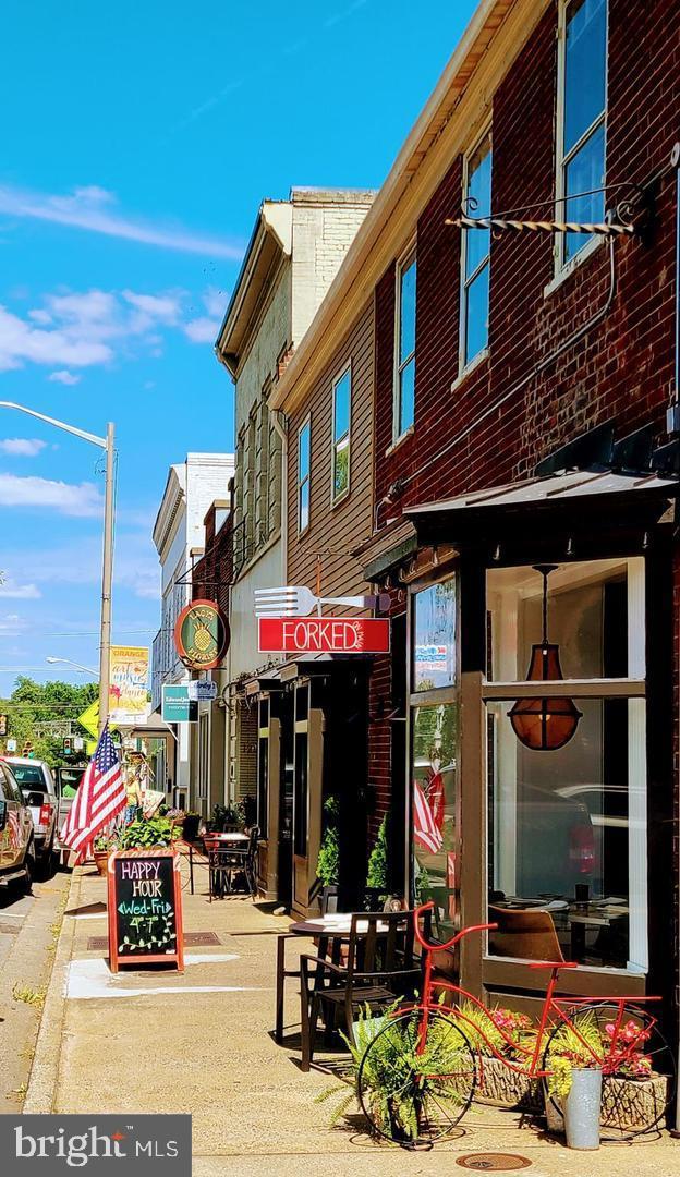 175 N MADISON ST, ORANGE, Virginia 22960, 2 Bedrooms Bedrooms, ,3 BathroomsBathrooms,Residential,For sale,175 N MADISON ST,VAOR2012716 MLS # VAOR2012716