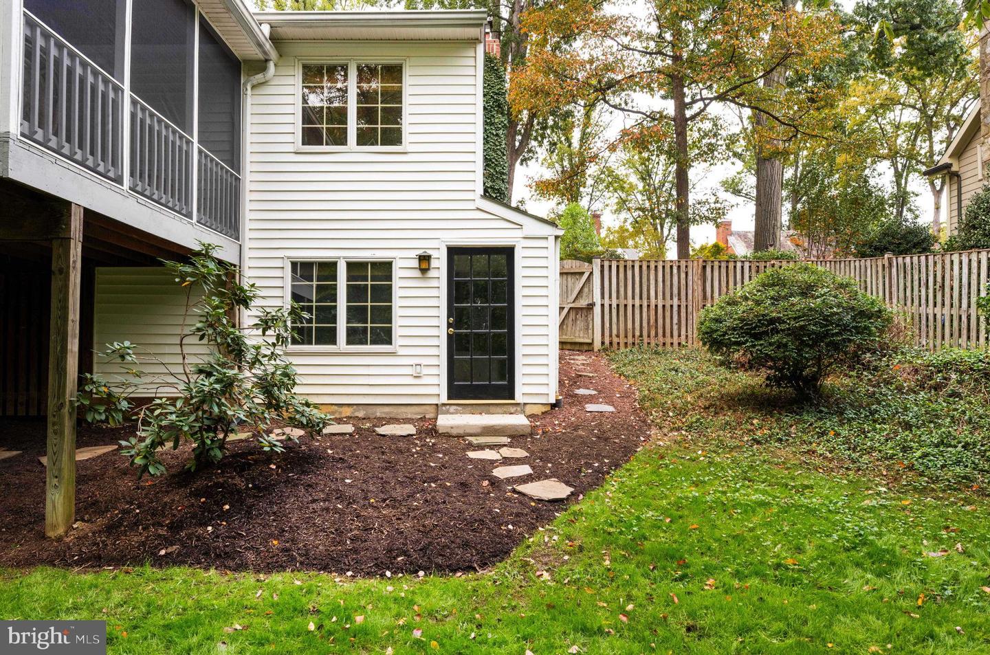 3203 CIRCLE HILL RD, ALEXANDRIA, Virginia 22305, 4 Bedrooms Bedrooms, 7 Rooms Rooms,2 BathroomsBathrooms,Residential,For sale,3203 CIRCLE HILL RD,VAAX2051364 MLS # VAAX2051364