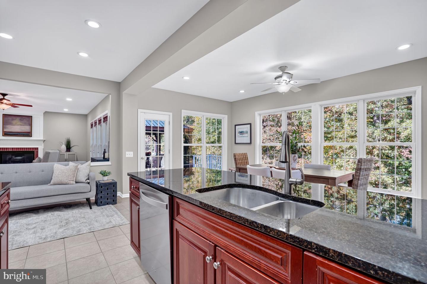 8846 WESTERN HEMLOCK WAY, LORTON, Virginia 22079, 4 Bedrooms Bedrooms, ,2 BathroomsBathrooms,Residential,For sale,8846 WESTERN HEMLOCK WAY,VAFX2277210 MLS # VAFX2277210