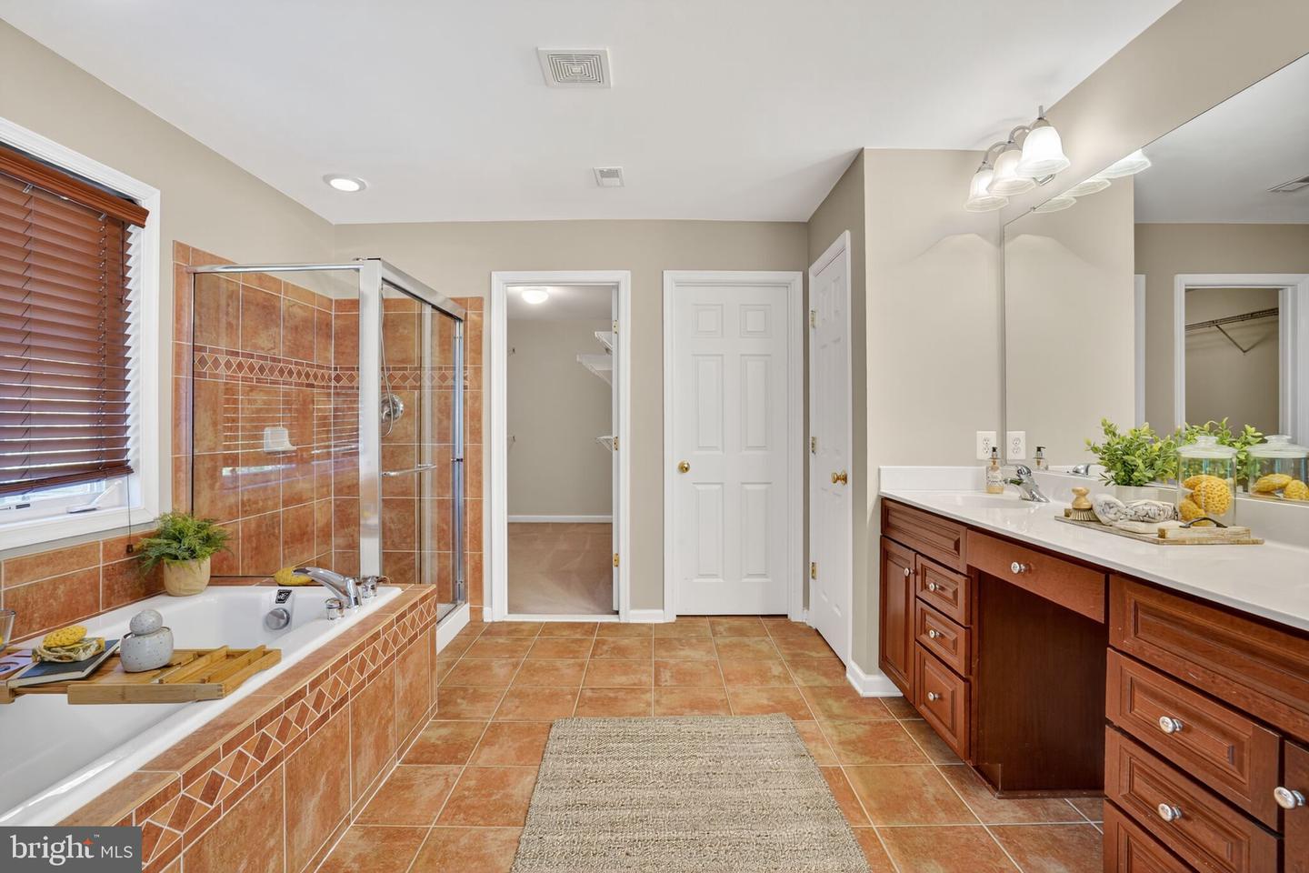 8846 WESTERN HEMLOCK WAY, LORTON, Virginia 22079, 4 Bedrooms Bedrooms, ,2 BathroomsBathrooms,Residential,For sale,8846 WESTERN HEMLOCK WAY,VAFX2277210 MLS # VAFX2277210