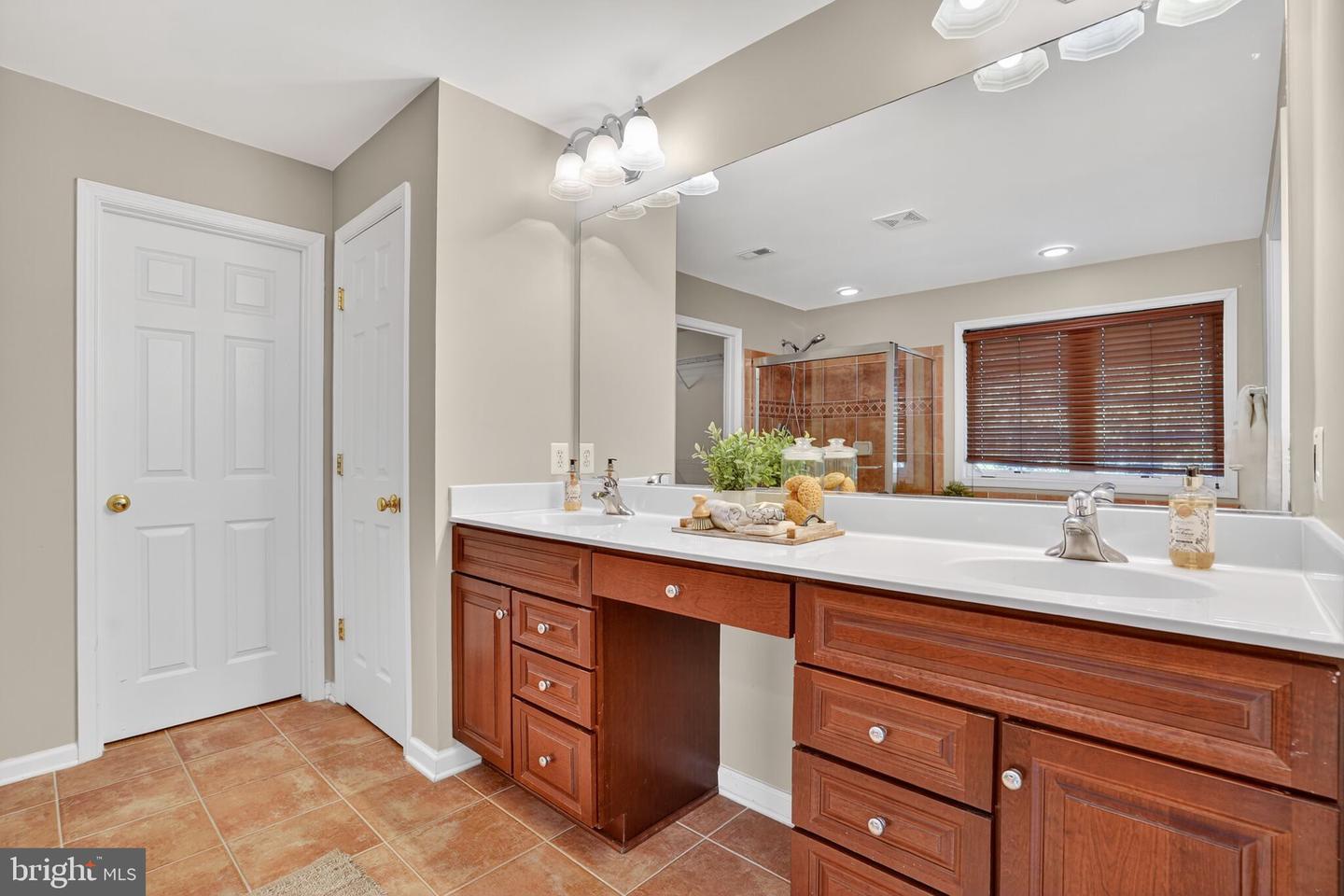 8846 WESTERN HEMLOCK WAY, LORTON, Virginia 22079, 4 Bedrooms Bedrooms, ,2 BathroomsBathrooms,Residential,For sale,8846 WESTERN HEMLOCK WAY,VAFX2277210 MLS # VAFX2277210