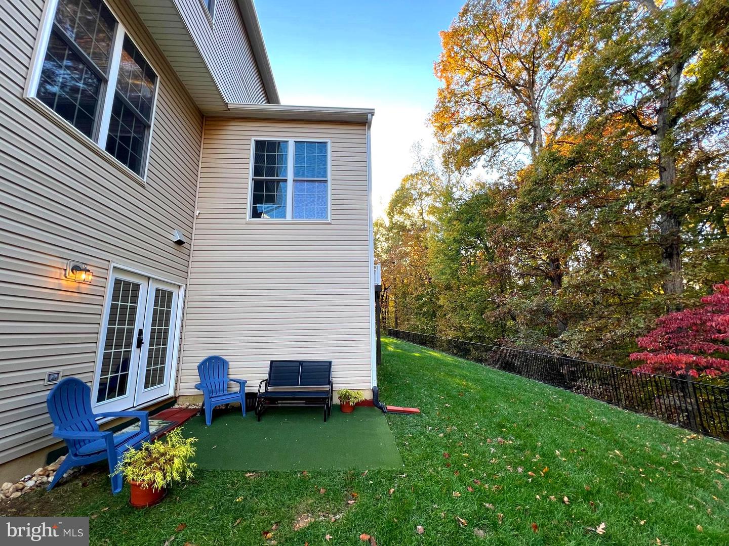 8846 WESTERN HEMLOCK WAY, LORTON, Virginia 22079, 4 Bedrooms Bedrooms, ,2 BathroomsBathrooms,Residential,For sale,8846 WESTERN HEMLOCK WAY,VAFX2277210 MLS # VAFX2277210