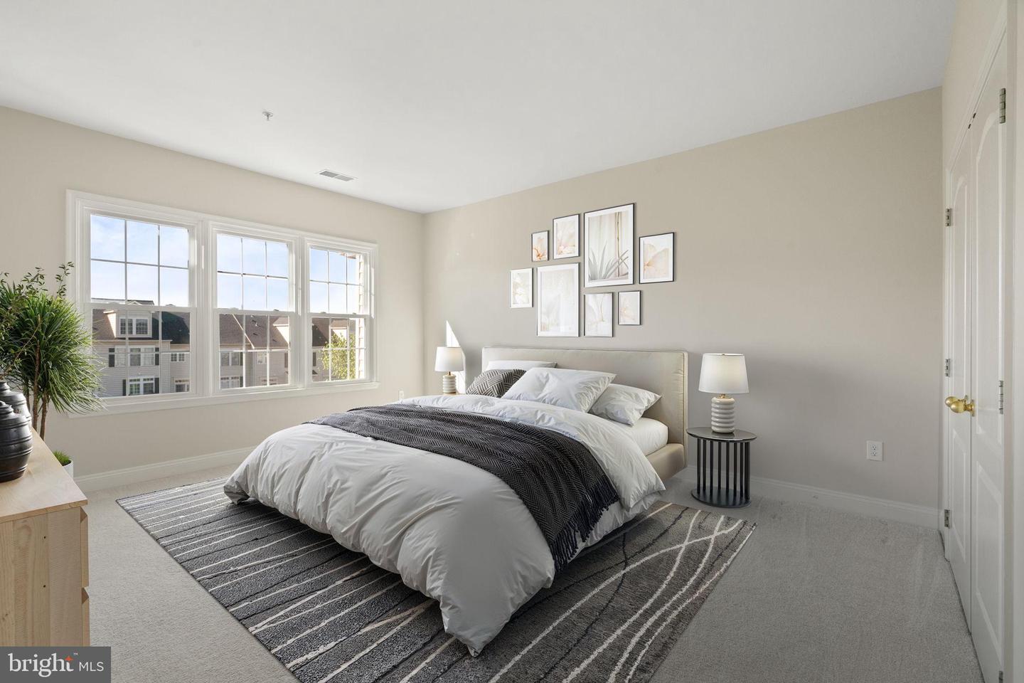 43781 APACHE WELLS TER, LEESBURG, Virginia 20176, 3 Bedrooms Bedrooms, 6 Rooms Rooms,2 BathroomsBathrooms,Residential,For sale,43781 APACHE WELLS TER,VALO2110326 MLS # VALO2110326