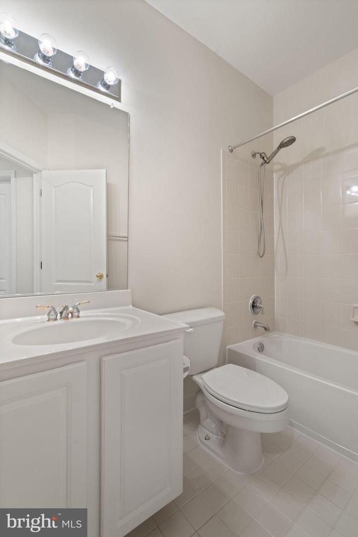 43781 APACHE WELLS TER, LEESBURG, Virginia 20176, 3 Bedrooms Bedrooms, 6 Rooms Rooms,2 BathroomsBathrooms,Residential,For sale,43781 APACHE WELLS TER,VALO2110326 MLS # VALO2110326