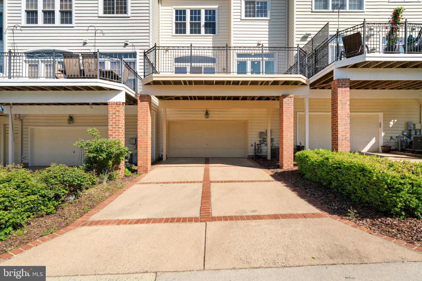 43781 APACHE WELLS TER, LEESBURG, Virginia 20176, 3 Bedrooms Bedrooms, 6 Rooms Rooms,2 BathroomsBathrooms,Residential,For sale,43781 APACHE WELLS TER,VALO2110326 MLS # VALO2110326