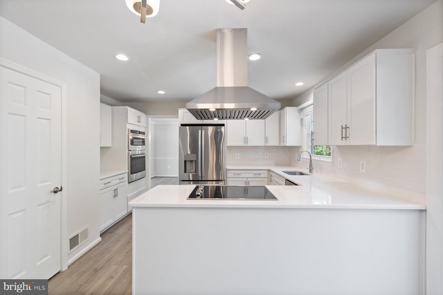 9368 TOVITO DR, FAIRFAX, Virginia 22031, 4 Bedrooms Bedrooms, ,3 BathroomsBathrooms,Residential,For sale,9368 TOVITO DR,VAFX2277222 MLS # VAFX2277222