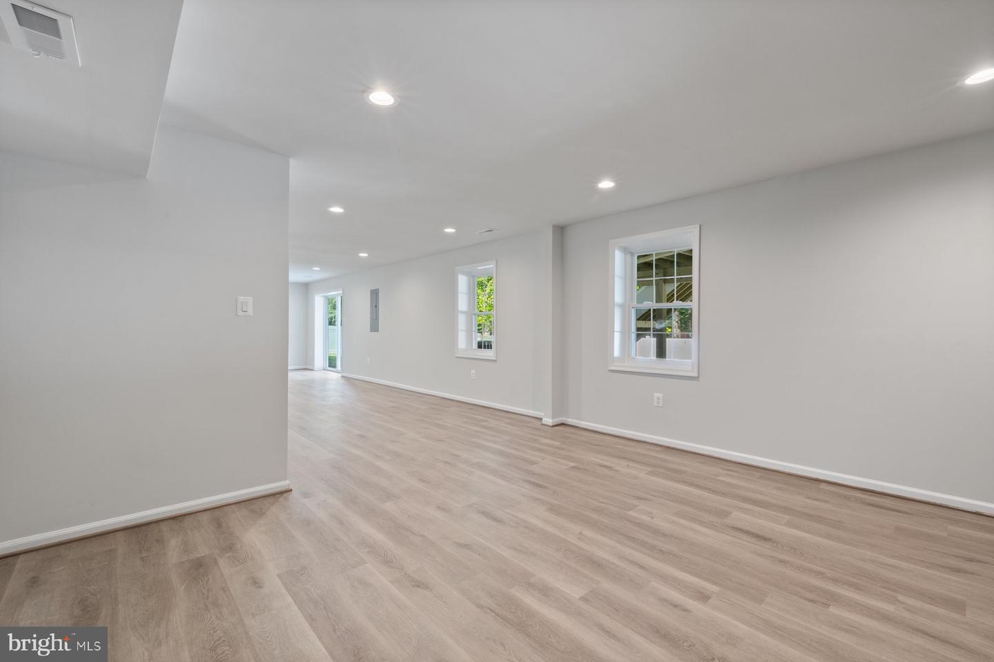 9368 TOVITO DR, FAIRFAX, Virginia 22031, 4 Bedrooms Bedrooms, ,3 BathroomsBathrooms,Residential,For sale,9368 TOVITO DR,VAFX2277222 MLS # VAFX2277222