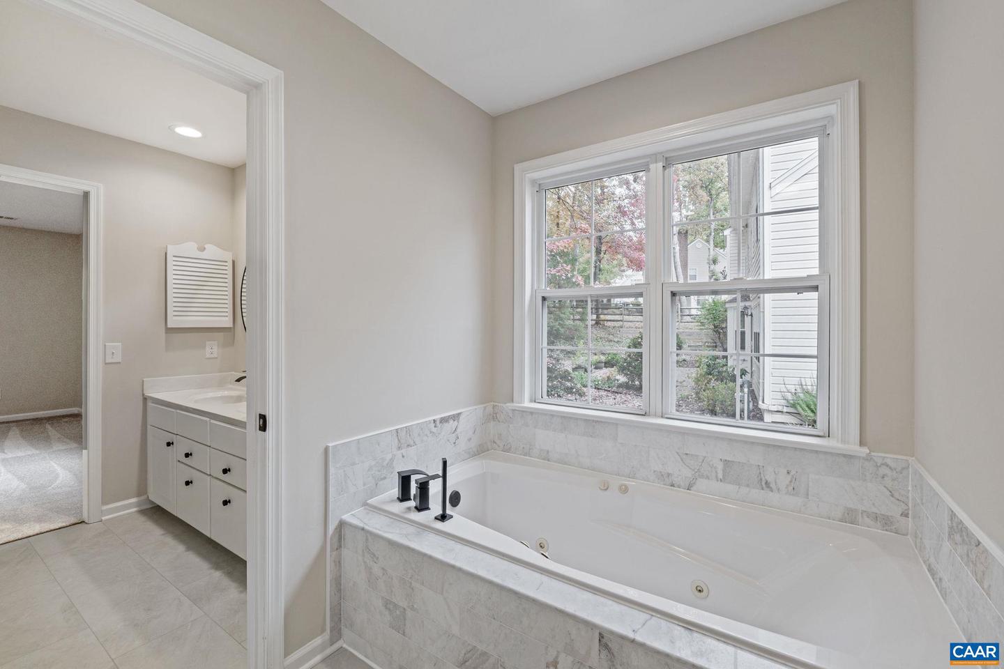 2040 WHISPERING WOODS DR, CHARLOTTESVILLE, Virginia 22911, 4 Bedrooms Bedrooms, ,2 BathroomsBathrooms,Residential,For sale,2040 WHISPERING WOODS DR,670615 MLS # 670615