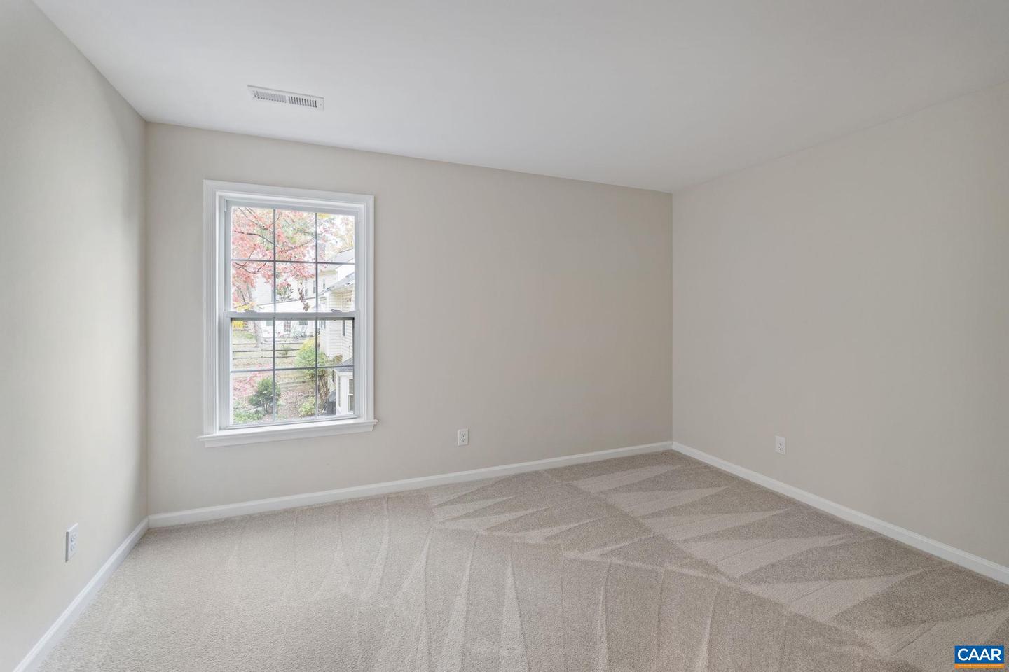 2040 WHISPERING WOODS DR, CHARLOTTESVILLE, Virginia 22911, 4 Bedrooms Bedrooms, ,2 BathroomsBathrooms,Residential,For sale,2040 WHISPERING WOODS DR,670615 MLS # 670615