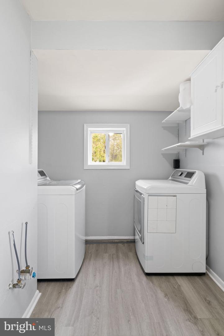 904 HOPTON RD, WOODBRIDGE, Virginia 22191, 3 Bedrooms Bedrooms, ,2 BathroomsBathrooms,Residential,For sale,904 HOPTON RD,VAPW2107122 MLS # VAPW2107122